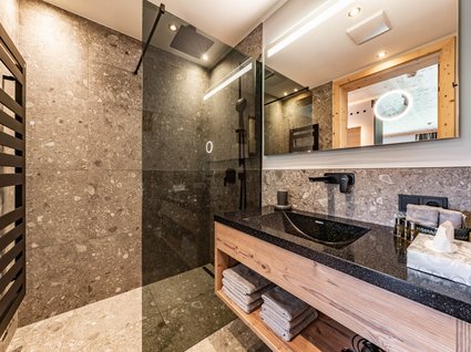 Apartment in Zell am Ziller? Your farmhouse holiday home. Apartment in Zell am Ziller? Your farmhouse holiday home.